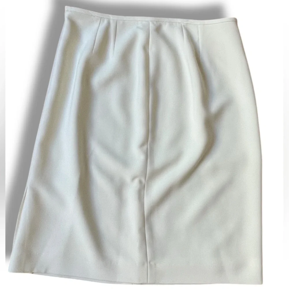 Le Suit Ivory Skirt size 10P - Picture 2 of 7